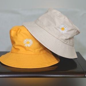 Flower bucket Hat 🌻